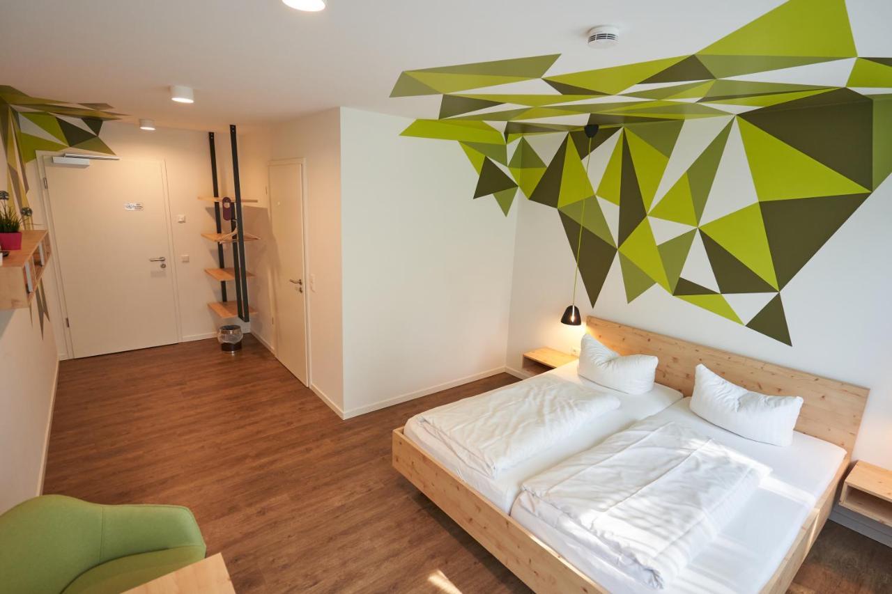 Busses Guesthouse Friburgo de Brisgovia Exterior foto