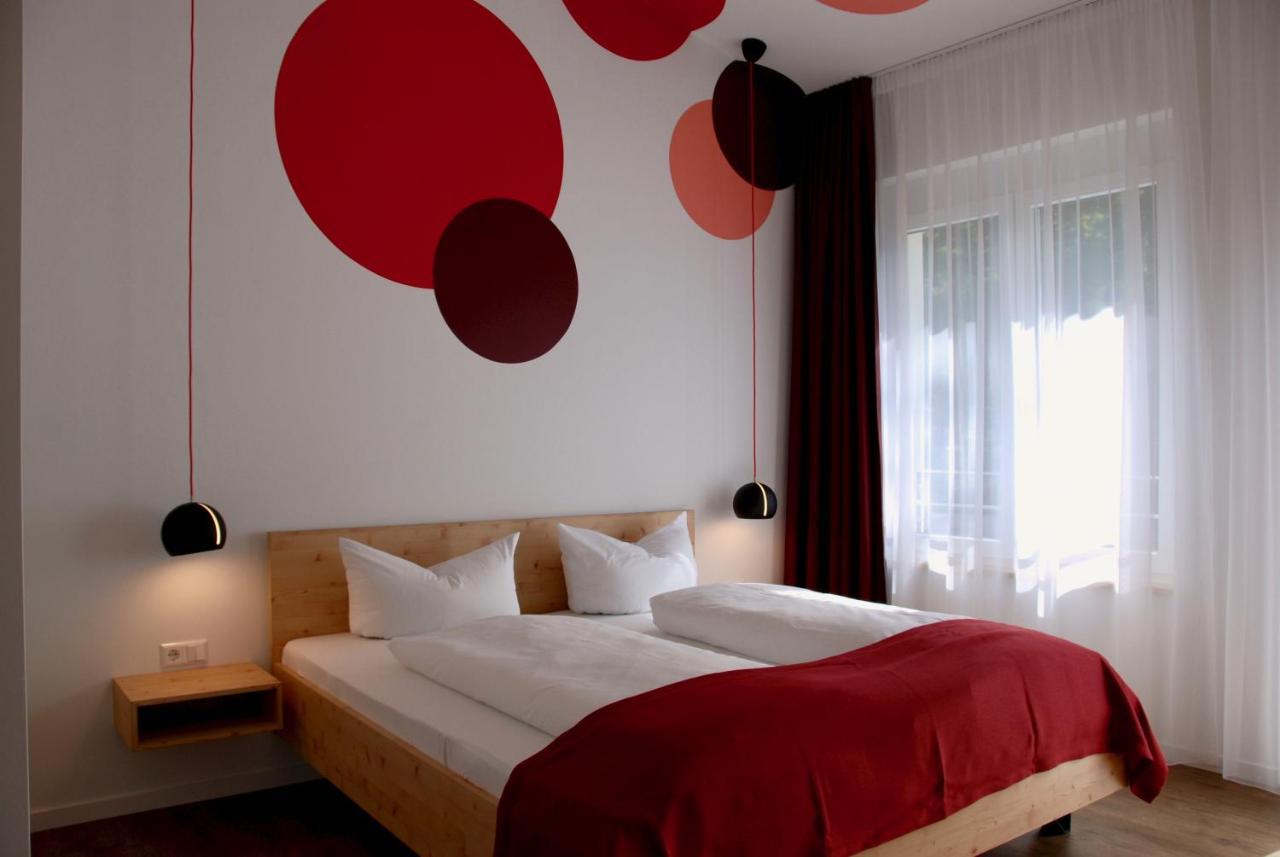 Busses Guesthouse Friburgo de Brisgovia Exterior foto